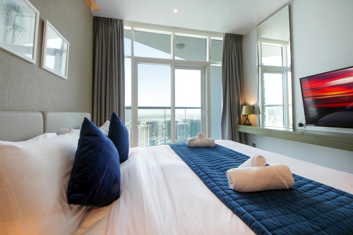 Stylish Damac Prive On Hghflr With Canal View * Dubai